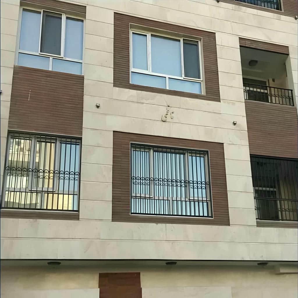 حفاظ پنجره فرفورژه