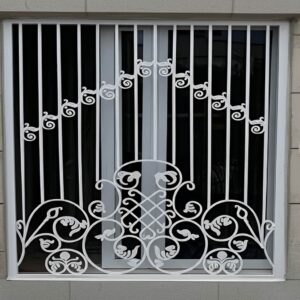 حفاظ پنجره بهار با طراحی طبیعی