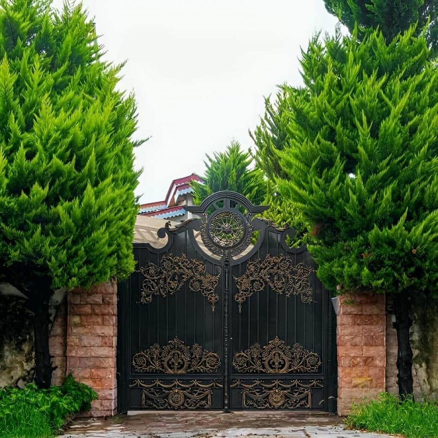درب فلزی لادن