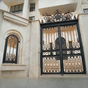 درب فلزی ورسای کلاسیک لوکس
