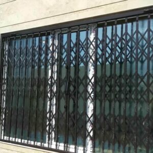 درب آکاردئونی ویلا در اشتهارد