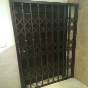 درب آکاردئونی ویلا در بندر انزلی