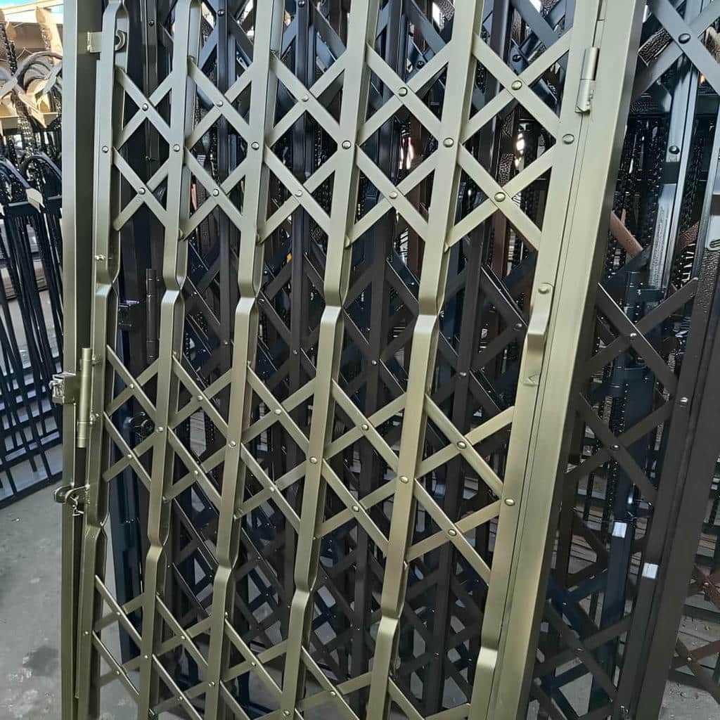 درب آکاردئونی ویلا در اهواز
