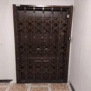 درب آکاردئونی ویلا در ملارد