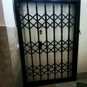 درب آکاردئونی ویلا در محمدشهر