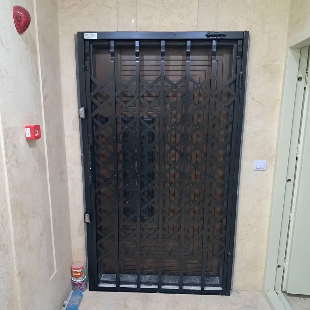 خرید درب آکاردئونی ویلا دوگل در محمدشهر