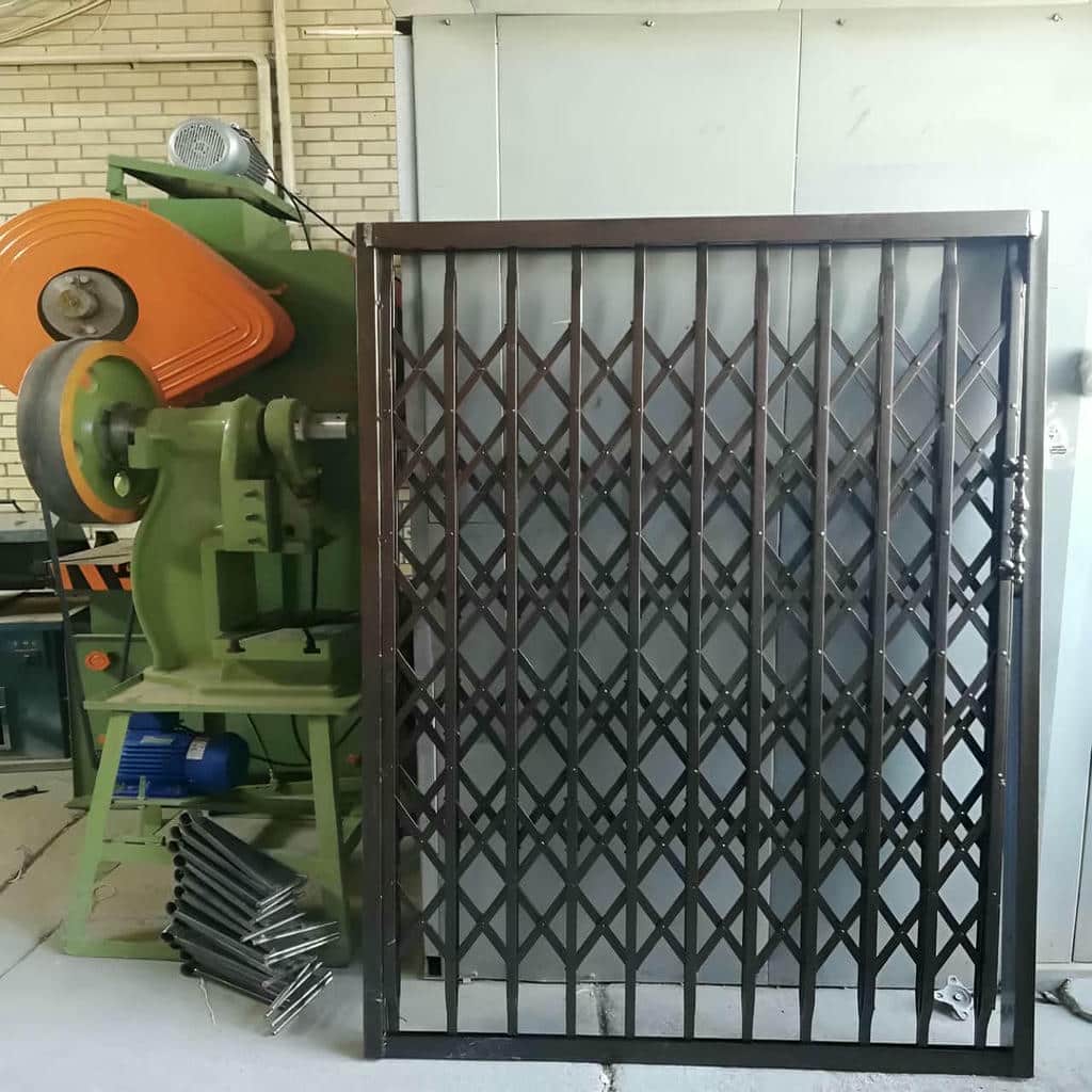 خرید درب آکاردئونی ویلا دوگل در اهواز