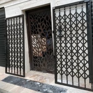 درب آکاردئونی ویلا در رفسنجان