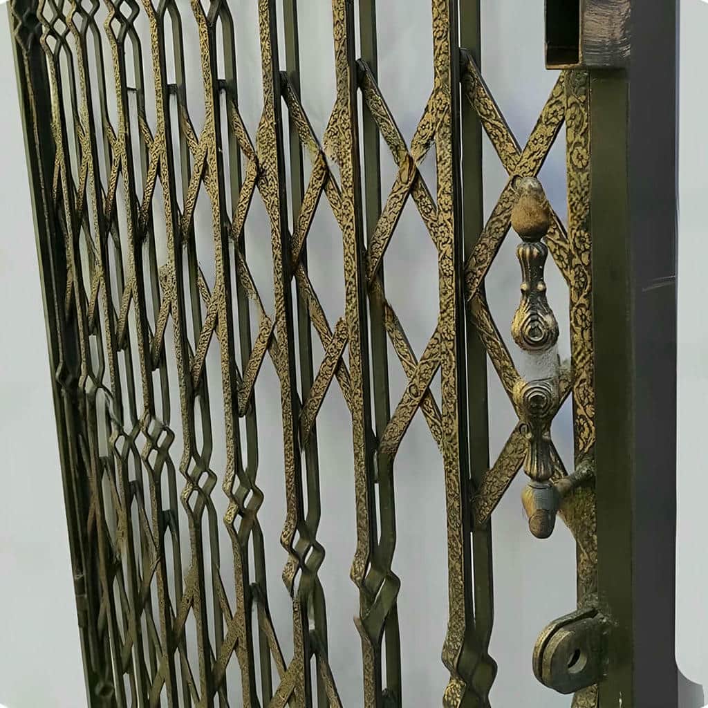 خرید درب آکاردئونی ویلا دوگل در یزد