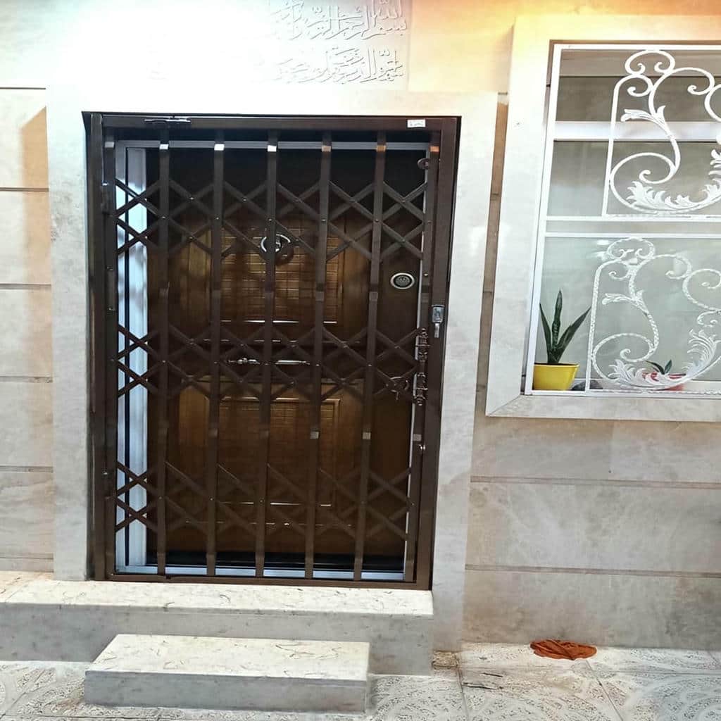 خرید درب آکاردئونی ویلا دوگل در قزوین