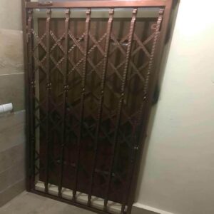 درب آکاردئونی ویلا در بندر چابهار