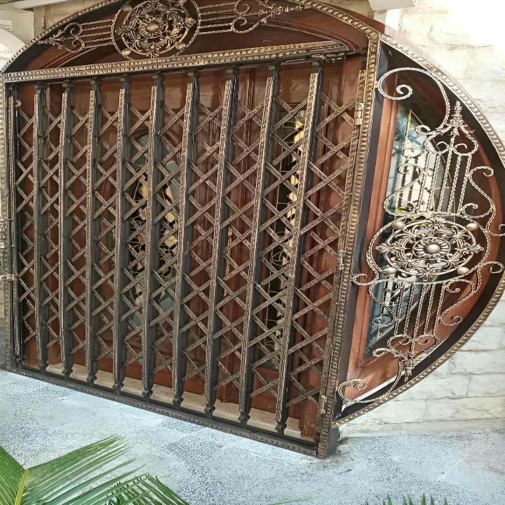 خرید درب آکاردئونی ویلا دوگل کلاسیک در بندر لنگه