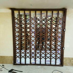 درب آکاردئونی ویلا در قزوین