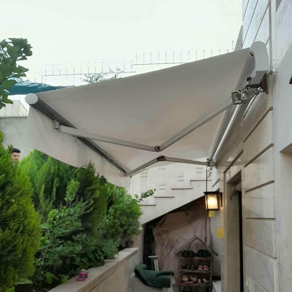 خرید سایبان برقی ویلا بازویی در کیش