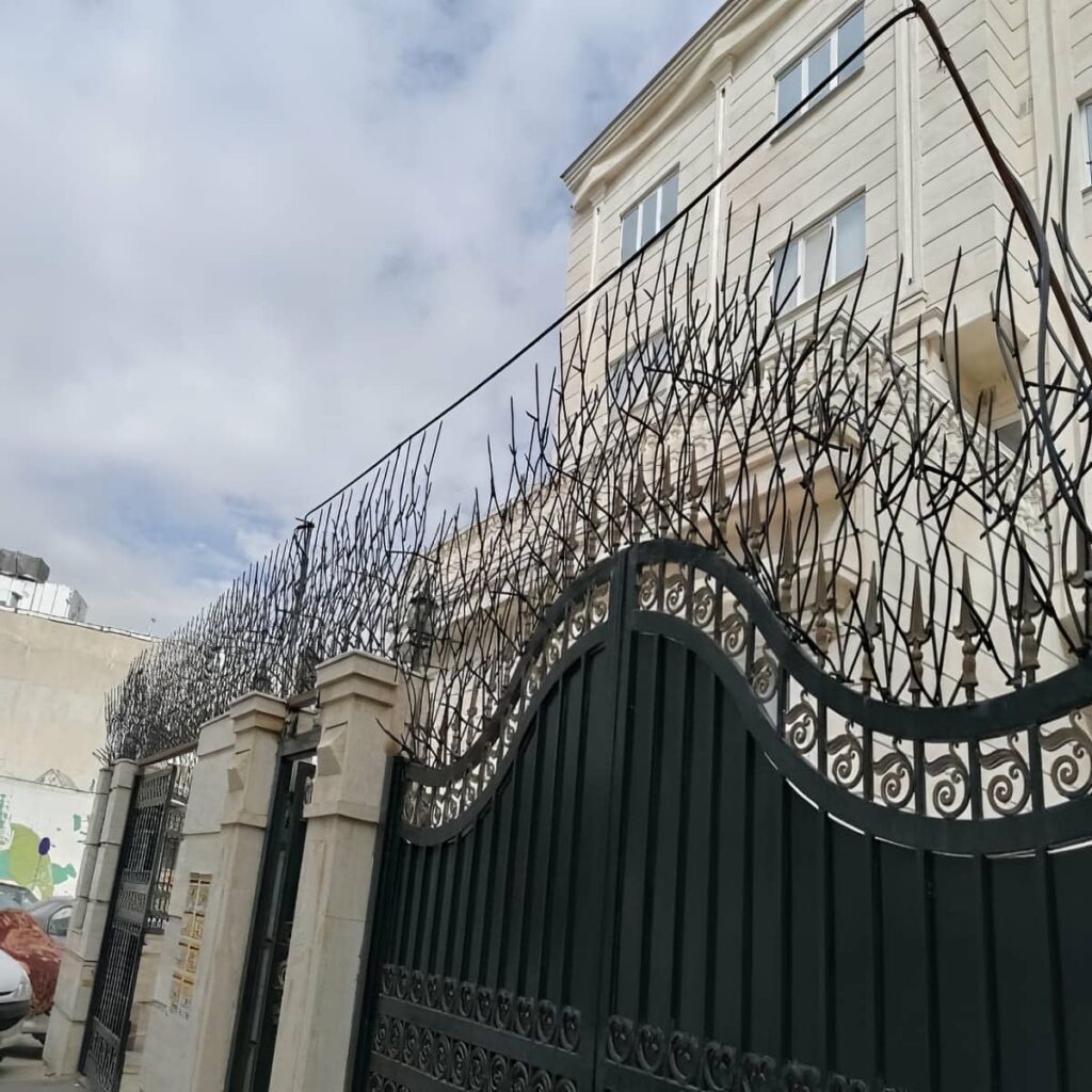نصب حفاظ شاخ گوزنی تراکم سفارشی در طالقان