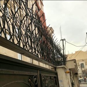 حفاظ شاخ گوزنی در زاهدان