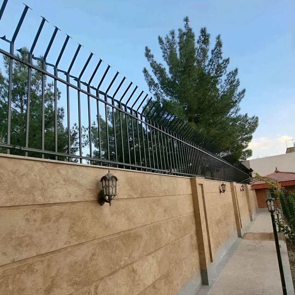 خرید حفاظ شاخ گوزنی دیوار ویلا در استان گیلان