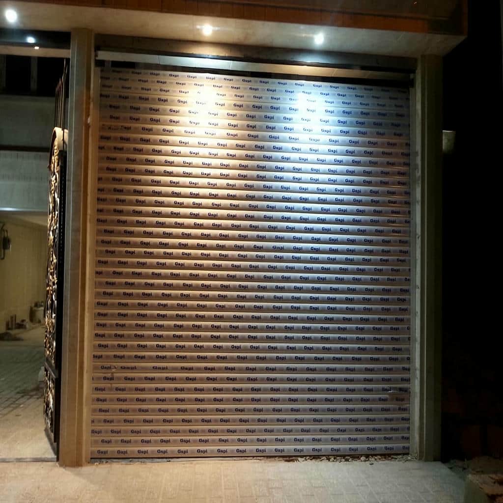 خرید کرکره برقی ویلا پارکینگ در کرمان