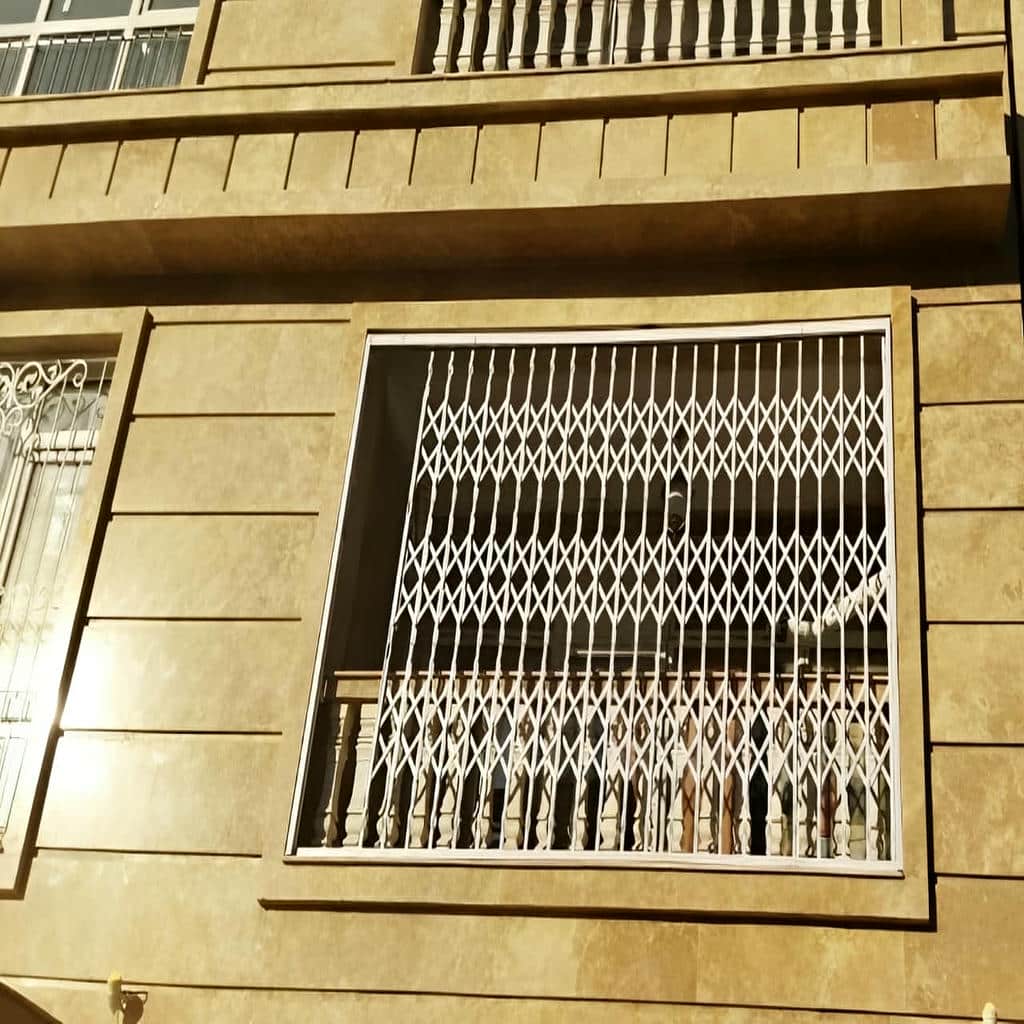 خرید حفاظ پنجره ویلا کلاسیک در نیشابور
