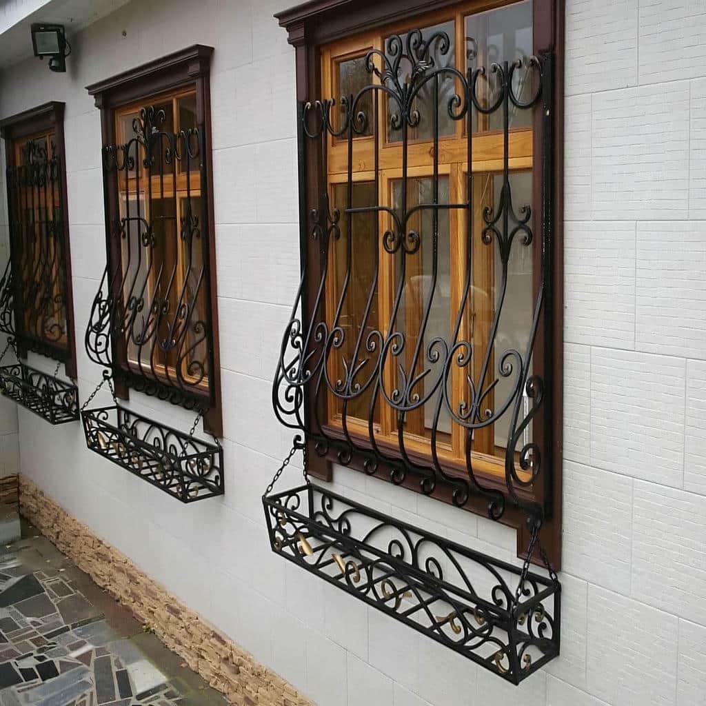 فروش حفاظ پنجره ویلا مدرن در قم