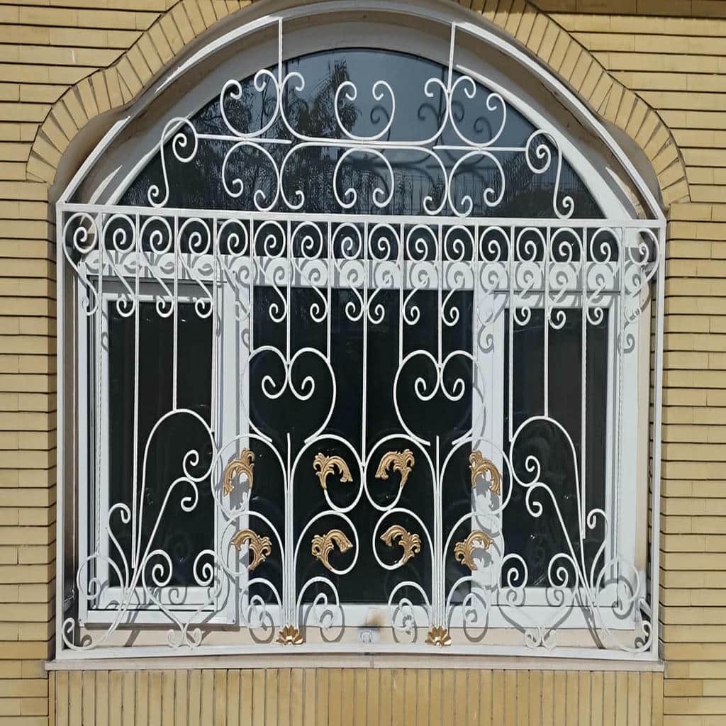 نصب حفاظ پنجره ویلا مدرن در آبسرد