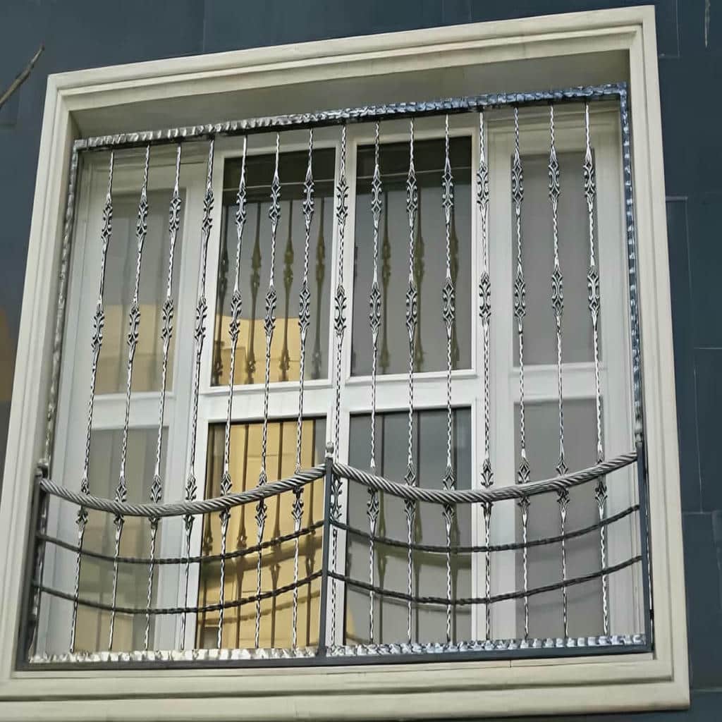 قیمت حفاظ پنجره ویلا ساده در ساوه