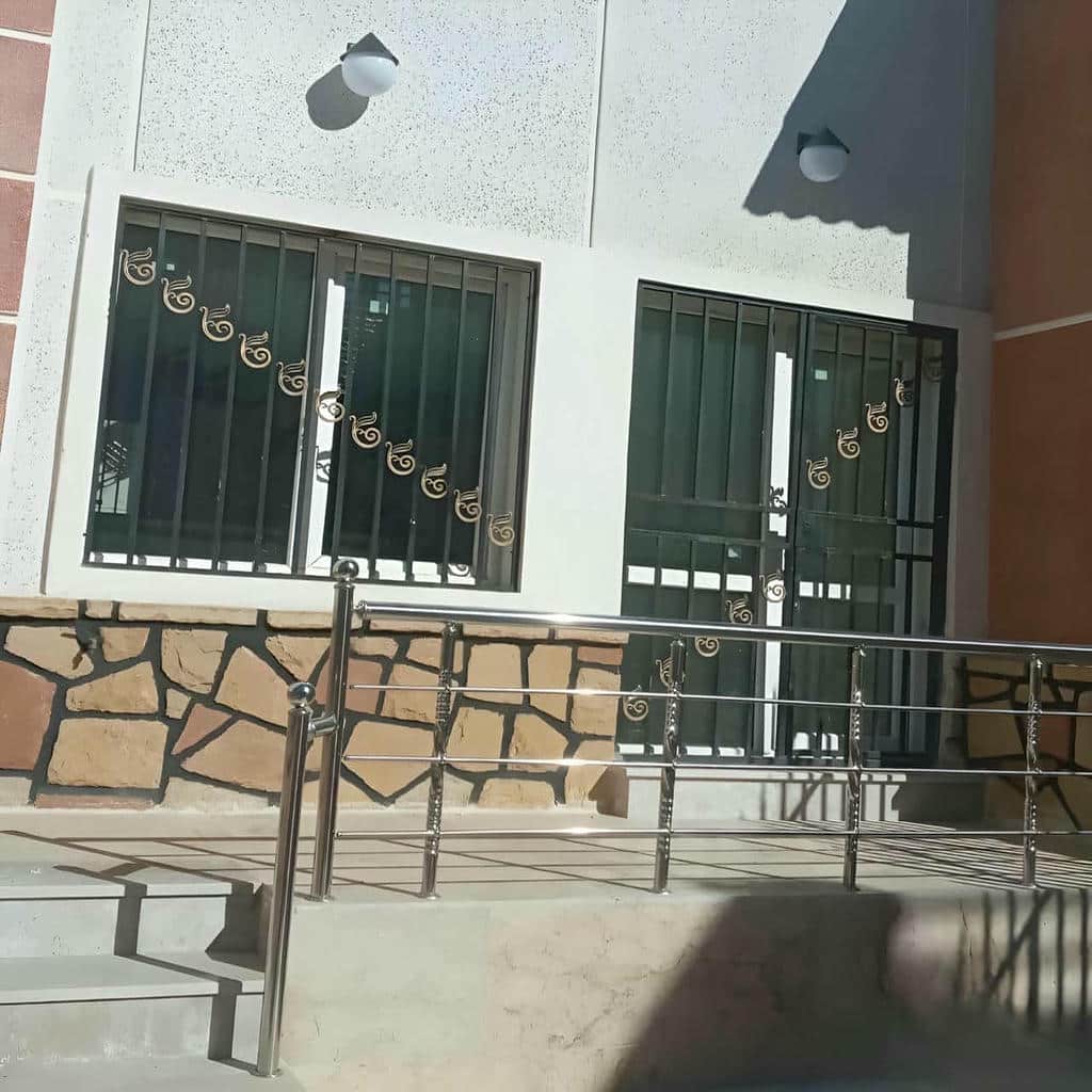خرید حفاظ پنجره ویلا ساده در لواسان