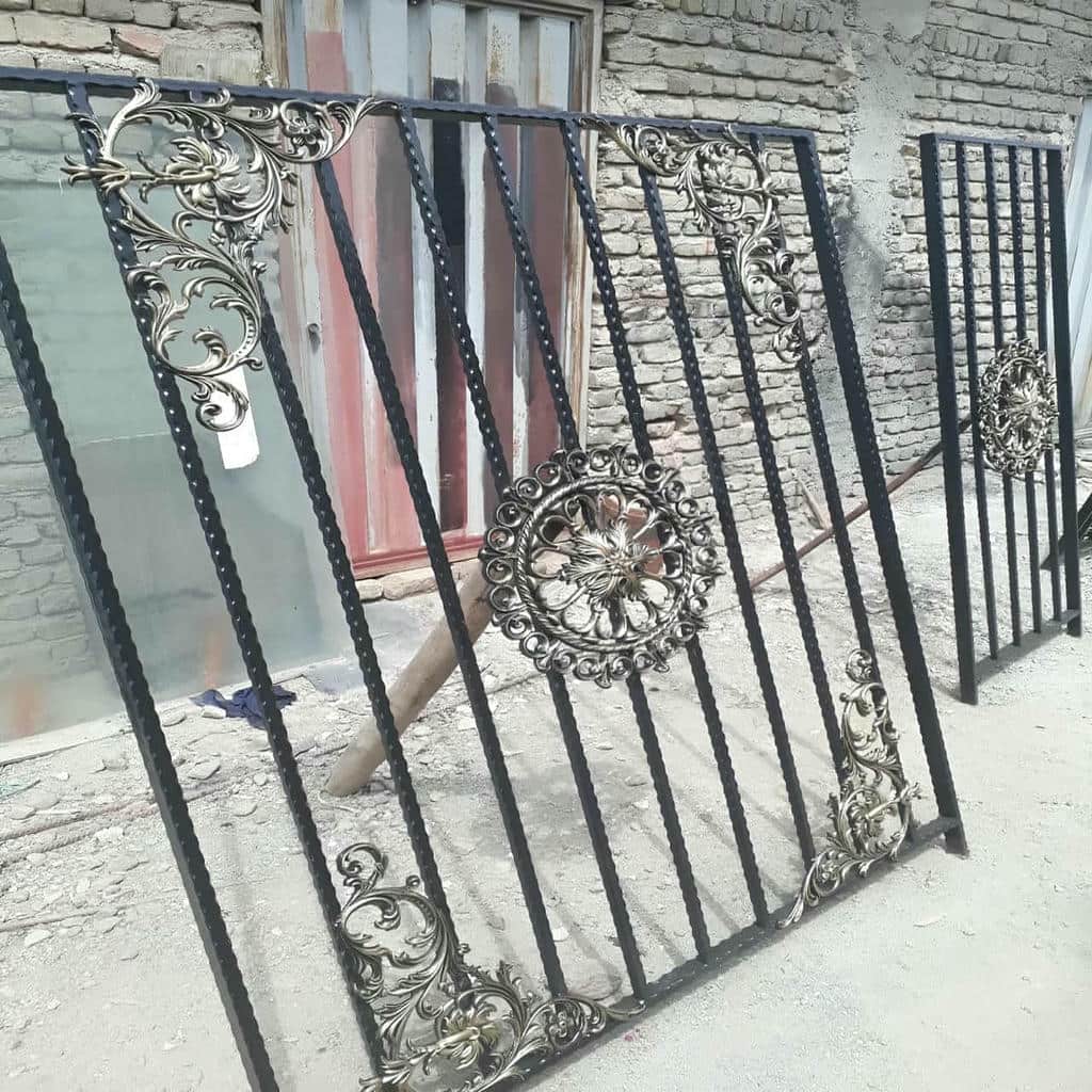 نصب حفاظ پنجره ویلایی بازشو در بندر دیلم