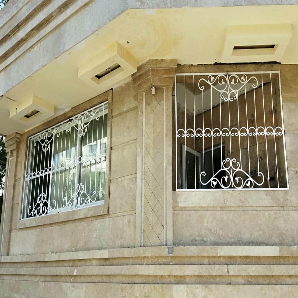 نصب حفاظ پنجره ویلا بازشو در اهواز