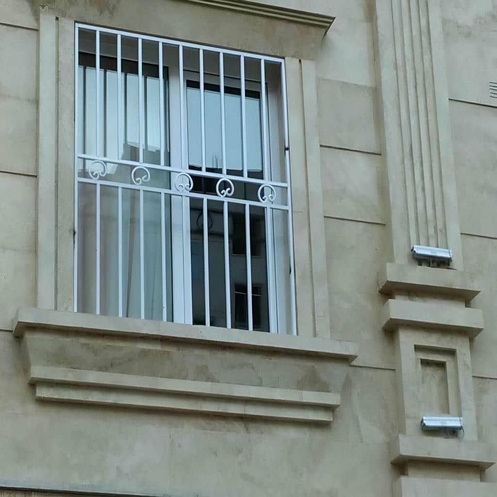 نصب حفاظ پنجره ویلایی بازشو در بندرعباس