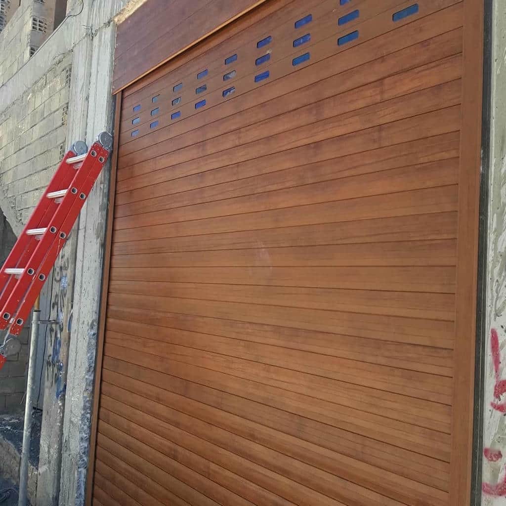 نصب کرکره برقی ویلا موتور ساید در تهران