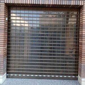 کرکره برقی ویلا در بومهن