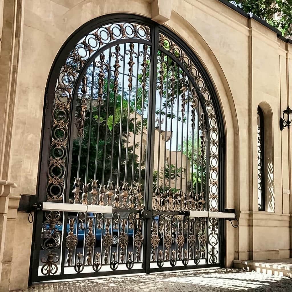 جک درب پارکینگ ویلا در رفسنجان