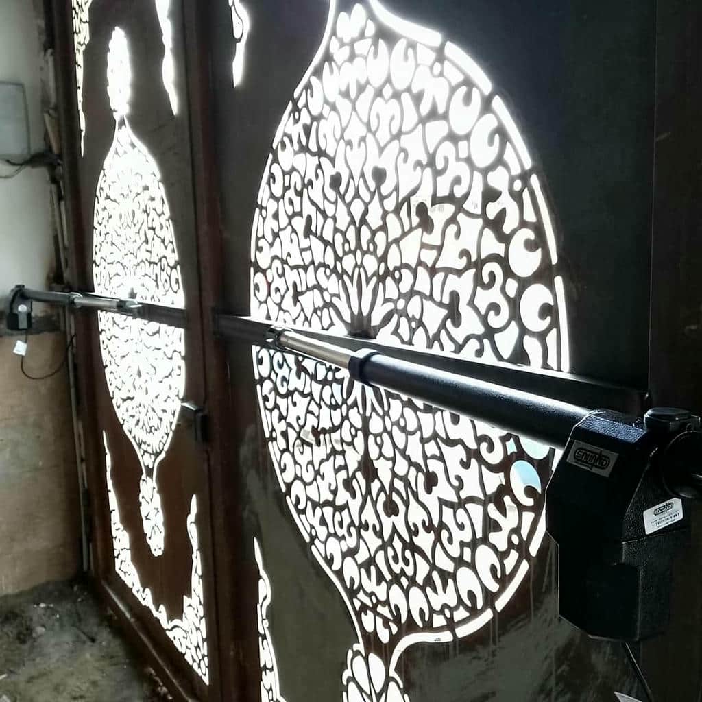 جک درب پارکینگ ویلا در ساری