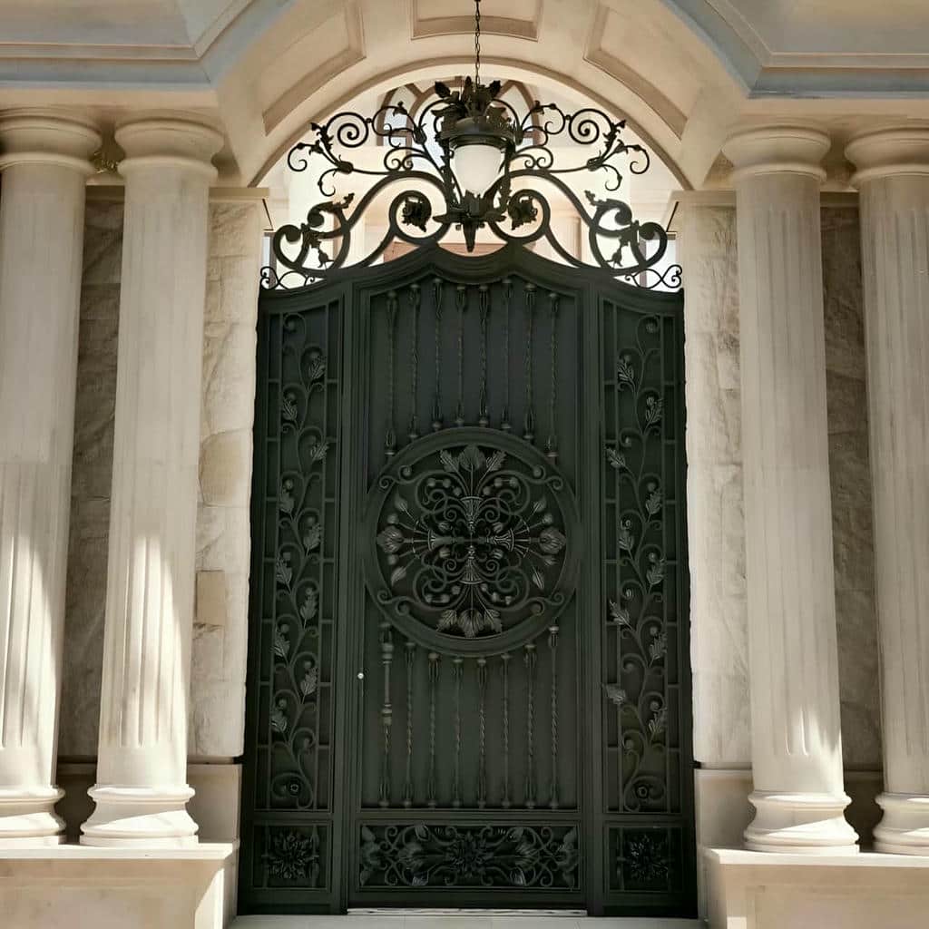 قیمت درب حیاط فرفورژه ساده در اهواز