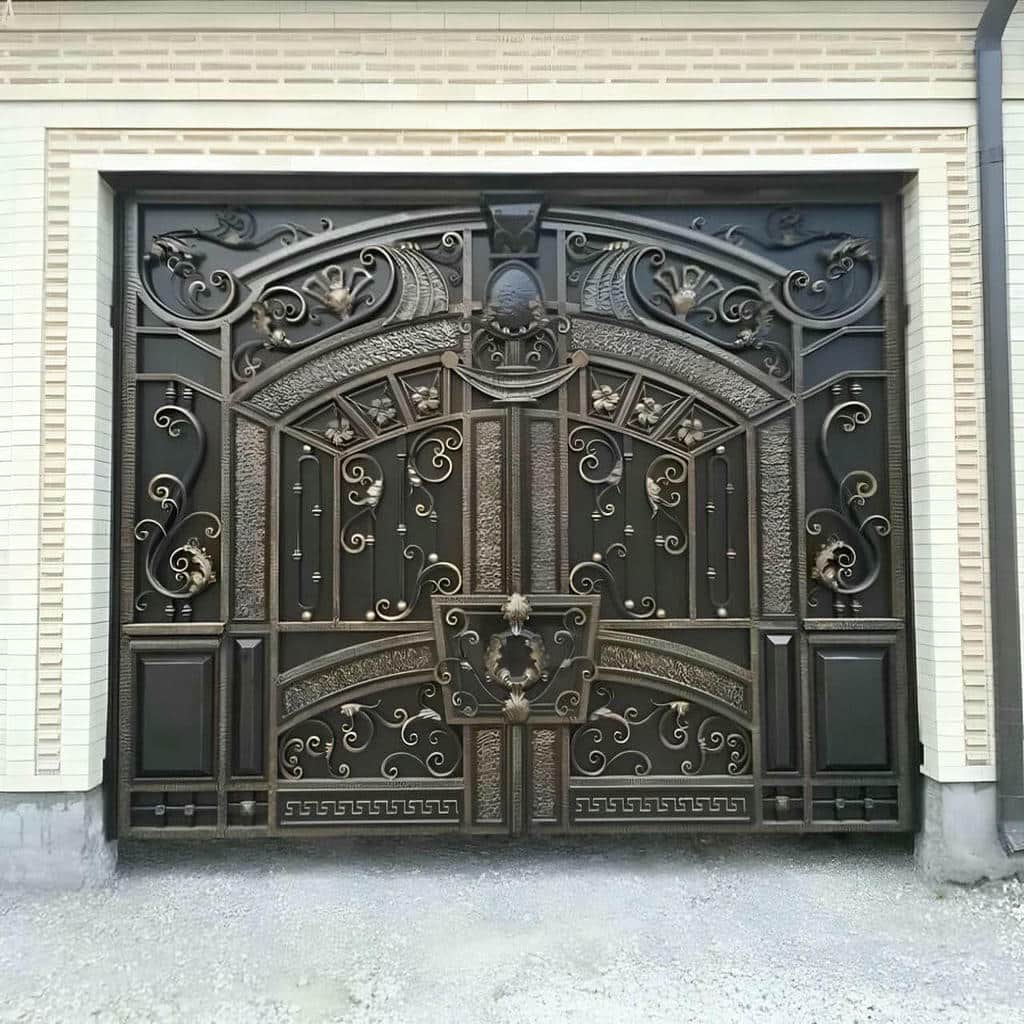 فروش درب حیاط فرفورژه کلاسیک در اردبیل
