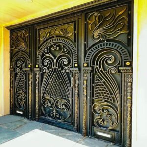 درب حیاط فرفورژه در نسیم شهر