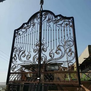 درب حیاط فرفورژه در بندرعباس