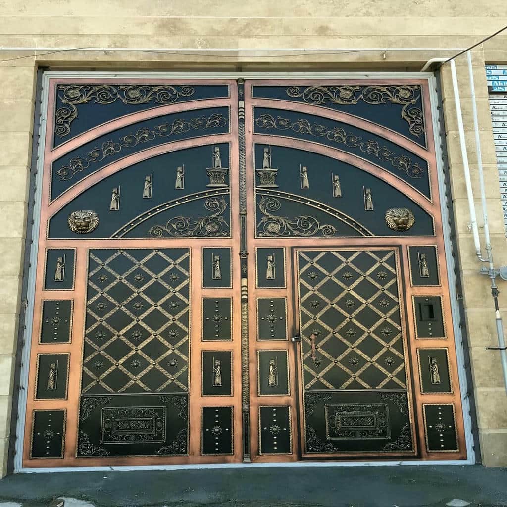 قیمت درب حیاط فرفورژه طرح ساده در سمنان