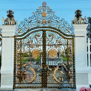 درب حیاط فرفورژه در یزد