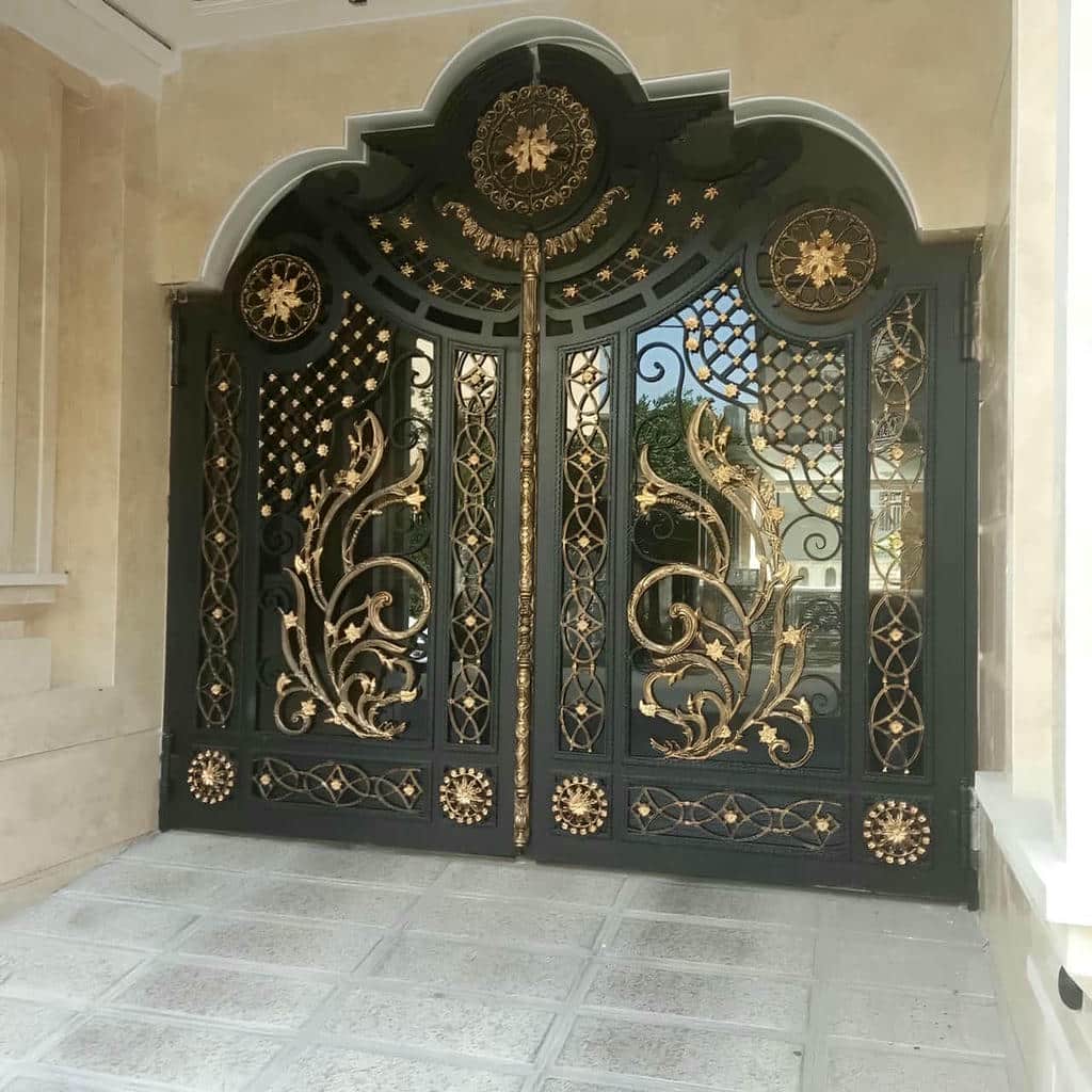 نصب درب حیاط فرفورژه مدرن در زاهدان