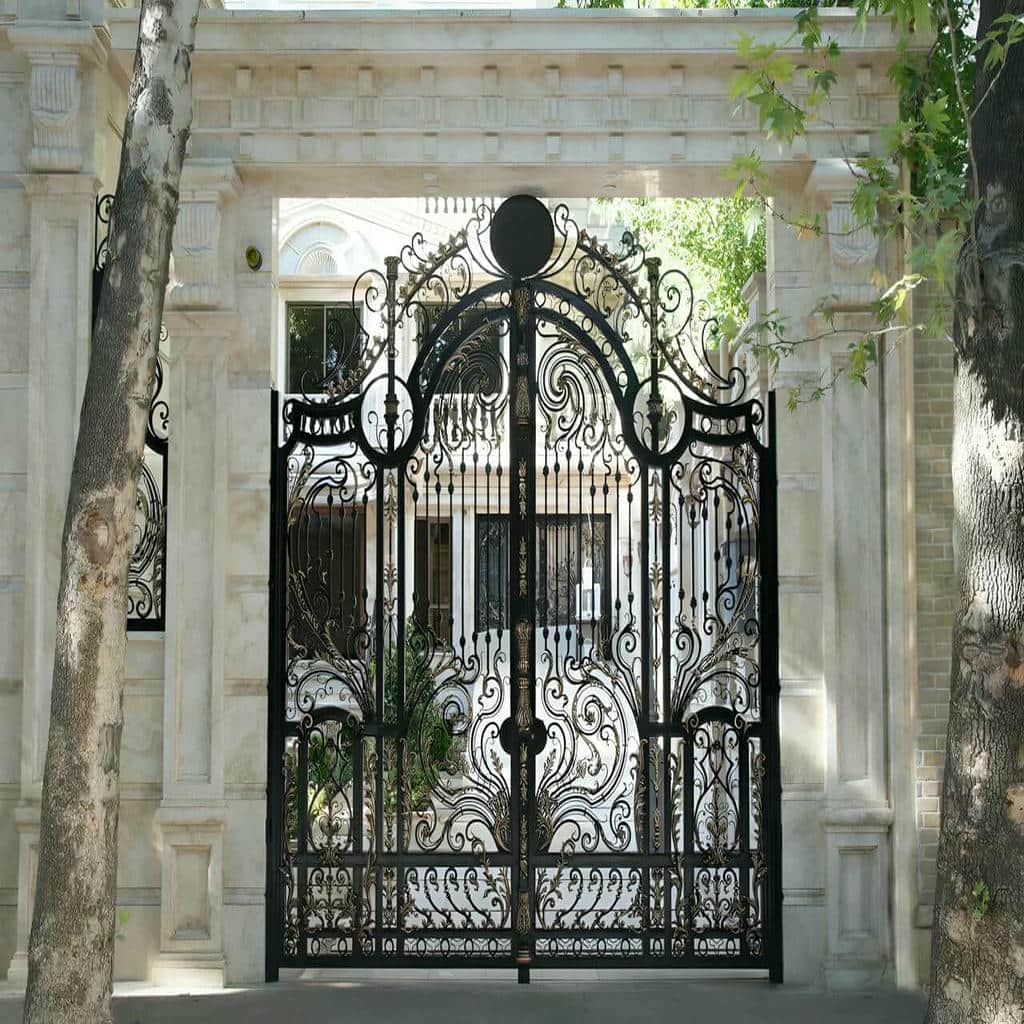 کارخانه درب حیاط فرفورژه پروفیل سنگین در بندر انزلی
