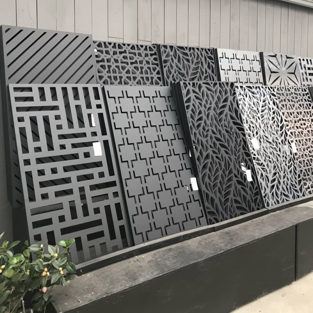 نصب پنل سی ان سی برای ورودی ساختمان