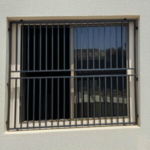 خرید حفاظ پنجره ساده مدرن و فرفورژه برای انتخاب مدل مناسب ساختمان