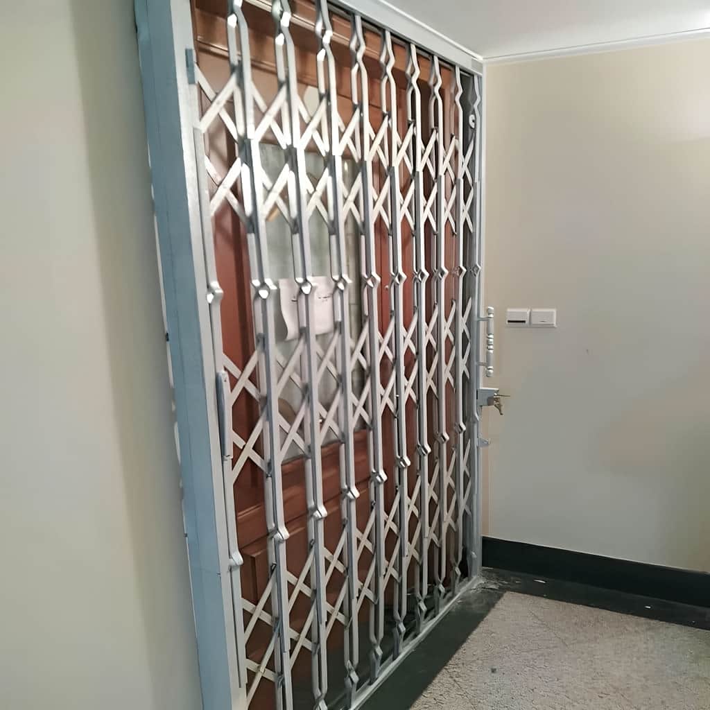 حفاظ آکاردئونی آهنی سه لوزی برای امنیت ورودی