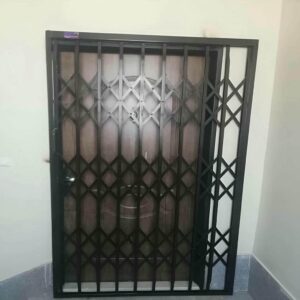 6 نمونه حفاظ پشت درب آپارتمان ریلی