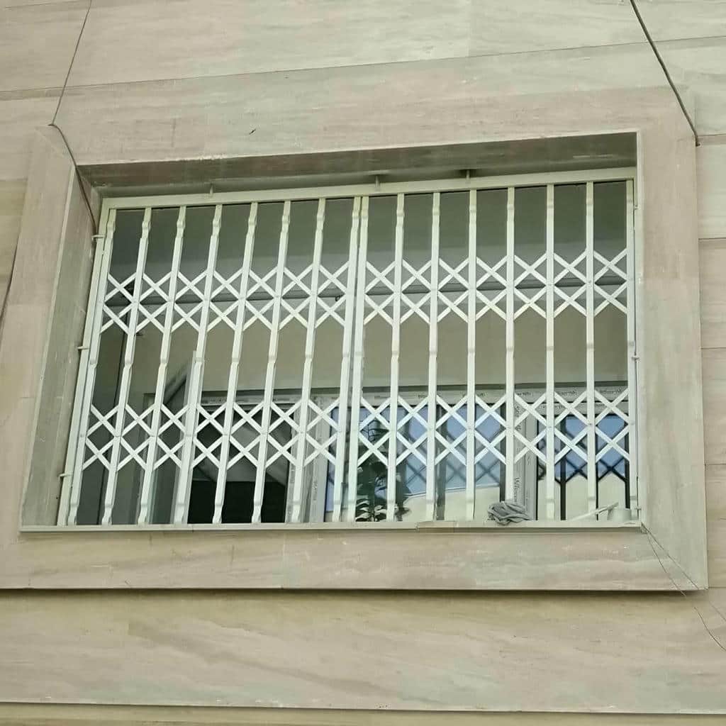 تولید حفاظ آکاردئونی کم جا راهرو با رنگ کوره‌ای