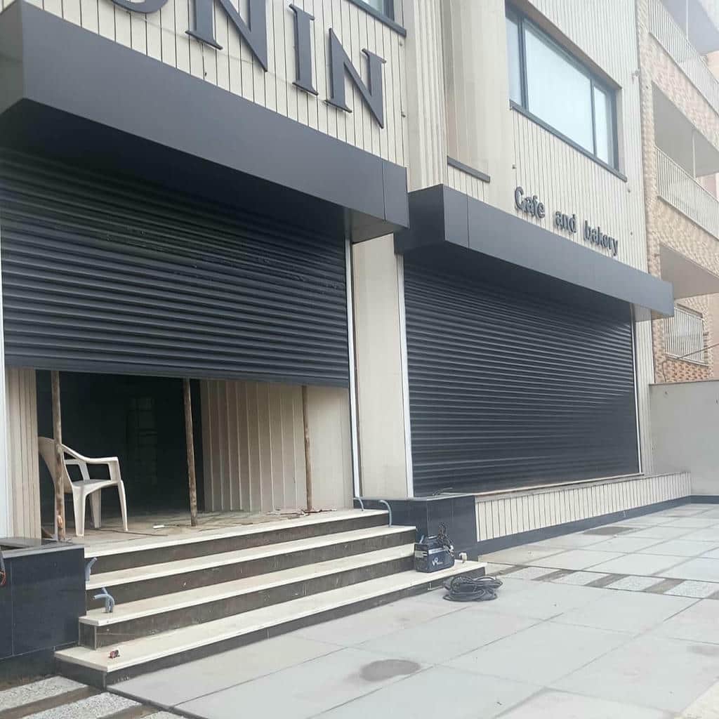خرید کرکره برقی ضد سرقت فروشگاهی با قفل مطمئن