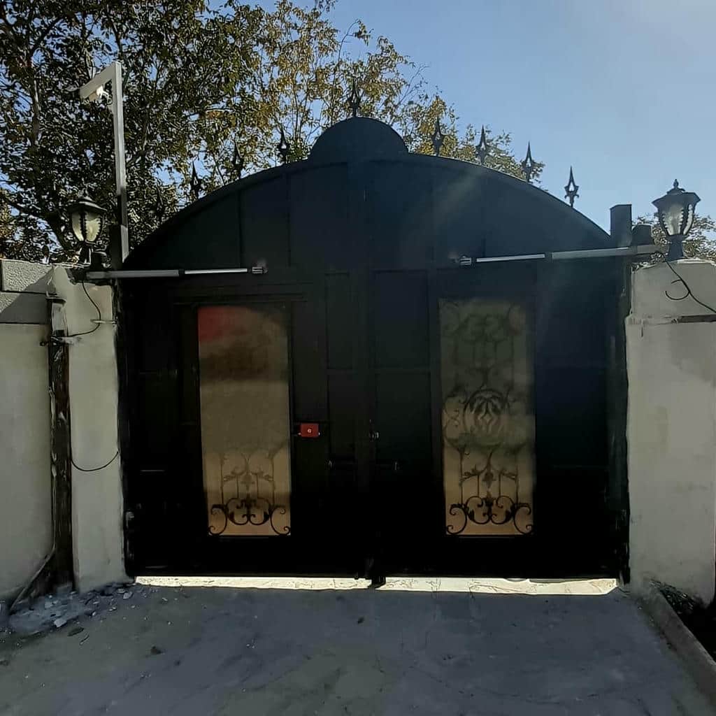 نصب جک درب پارکینگ الکترومکانیک خانگی همراه چشمی