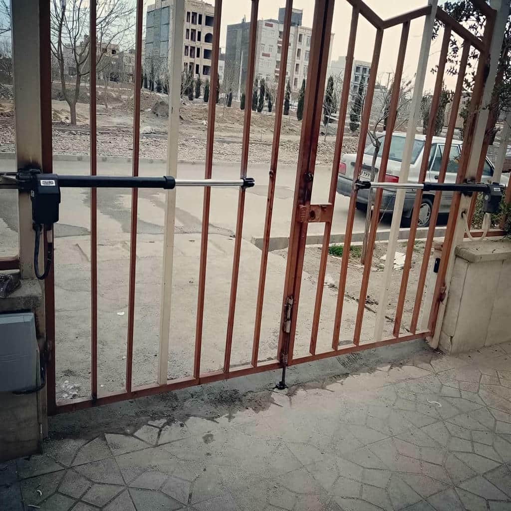 جک درب پارکینگ هیدرولیک صنعتی برای امنیت ورودی